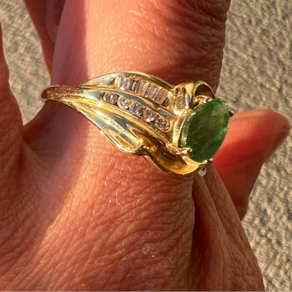 10k yellow gold natural genuine green emerald & diamond ring size 7 3.5 grams - Picture 14 of 16